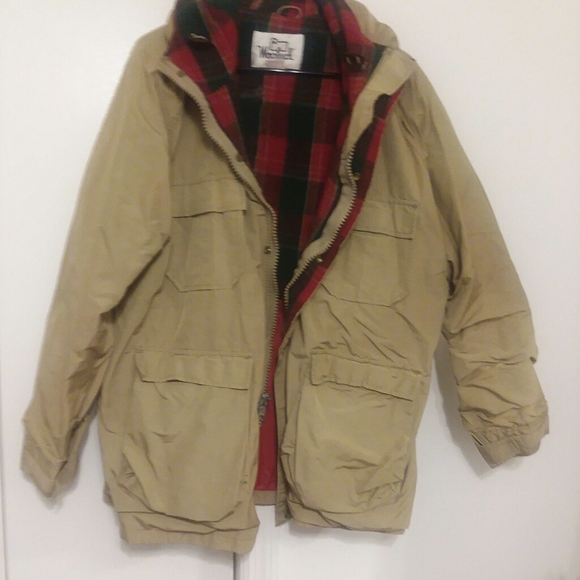 Coat - Picture 1 of 4